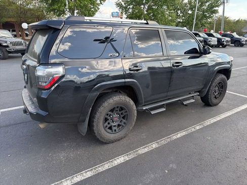 Used 2020 Toyota 4Runner SR5 Premium w/ Moonroof Package image 2