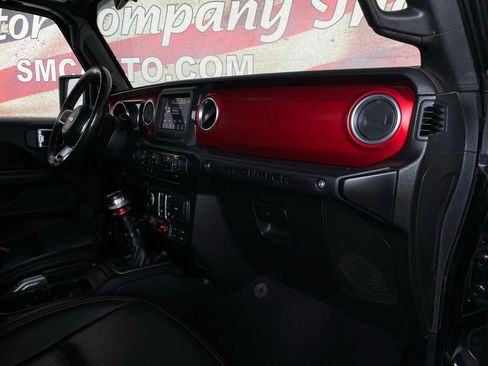 Used 2019 Jeep Wrangler Rubicon AWD/4WD image 15