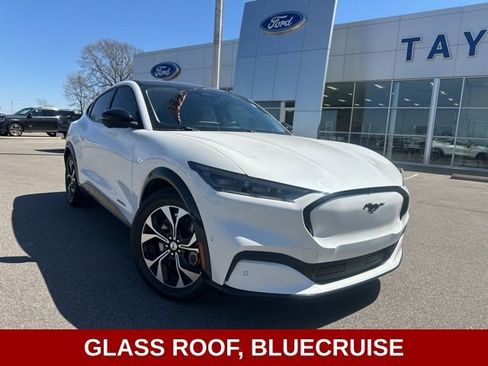 Used 2021 Ford Mustang Mach-E Premium image 3