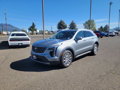 Used 2023 Cadillac XT4 Premium Luxury AWD/4WD image 13