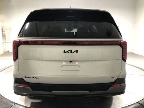 New 2026 Kia Carnival SX Prestige image 6