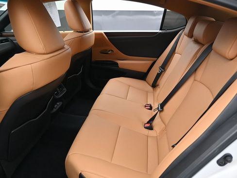 Used 2025 Lexus ES 350 w/ Premium Package image 28