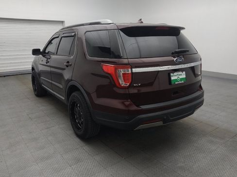 Used 2019 Ford Explorer XLT w/ Equipment Group 202A AWD/4WD image 5