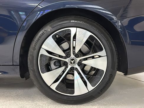 New 2026 Mercedes-Benz E 350 4MATIC Sedan image 11