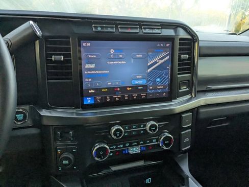 Used 2024 Ford F250 Lariat w/ FX4 Off-Road Package image 10