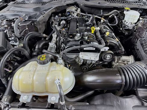 Used 2023 Ford Mustang Coupe RWD image 32