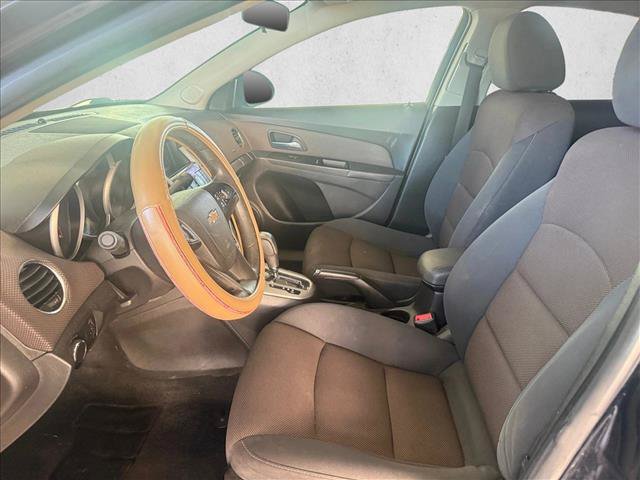 Used 2015 Chevrolet Cruze LT FWD image 13
