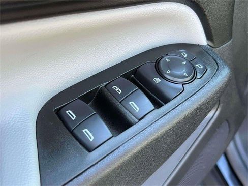 Certified 2024 Chevrolet Equinox LS image 21