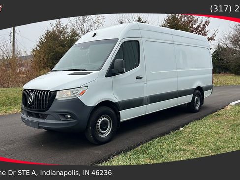 Used 2020 Freightliner Sprinter 2500 image 1