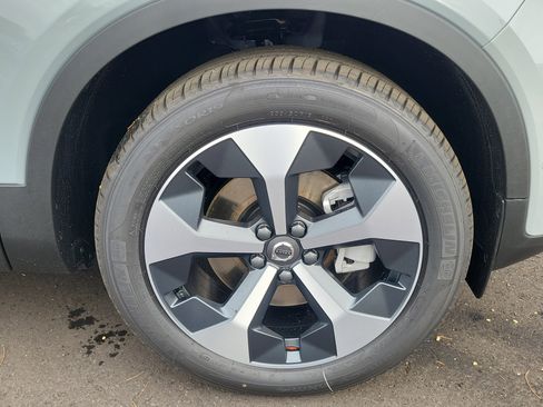 New 2026 Volvo XC40 B5 Plus w/ Climate Package image 7