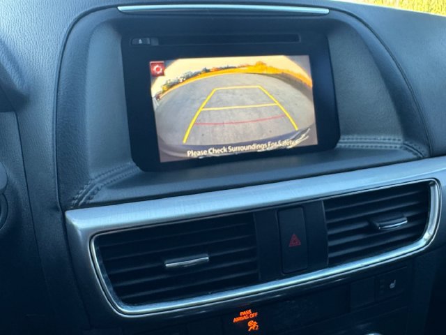 Used 2016 MAZDA CX-5 Touring w/ Bose/Moonroof Package FWD image 9