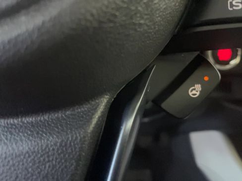 Used 2025 Subaru Forester Limited image 16