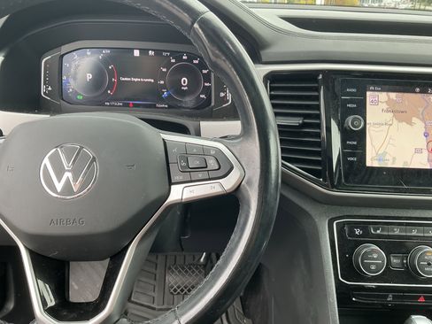 Used 2021 Volkswagen Atlas SEL image 18