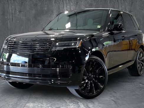 Used 2026 Land Rover Range Rover SV AWD/4WD image 1