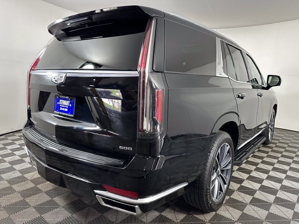 Used 2023 Cadillac Escalade Premium Luxury Platinum w/ LPO, Radiant Package AWD/4WD image 5