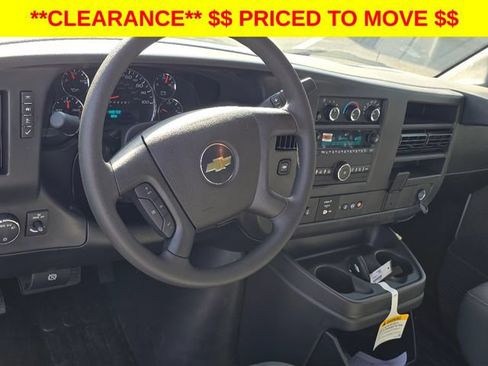 New 2025 Chevrolet Express 2500 Extended w/ Enhanced Convenience Package RWD image 18