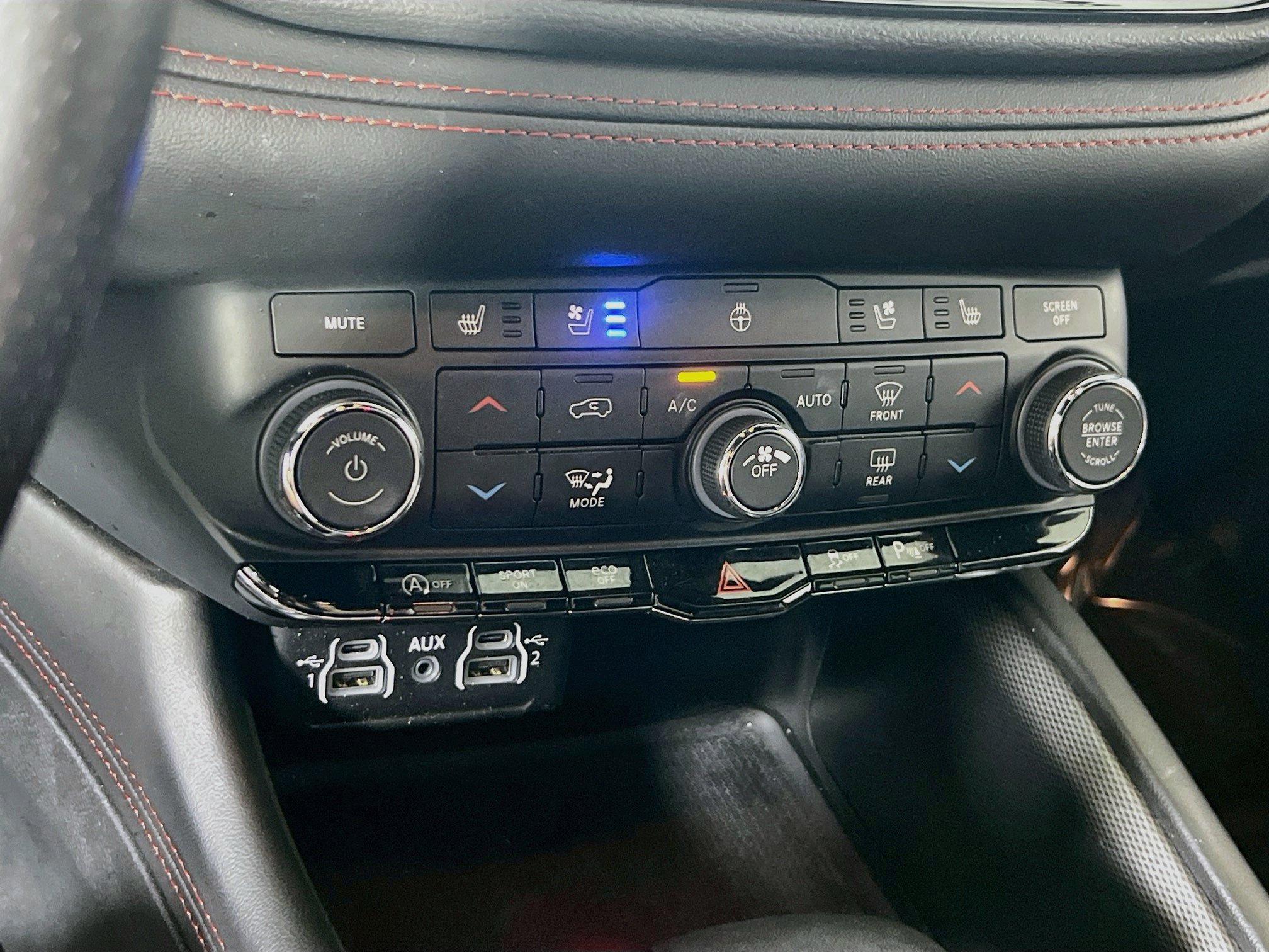 Used 2023 Dodge Durango GT AWD/4WD image 16