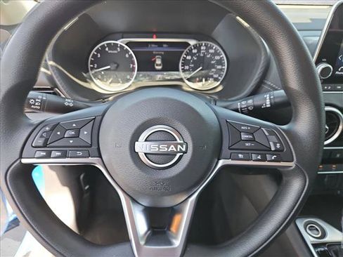 Used 2024 Nissan Sentra SV FWD image 12