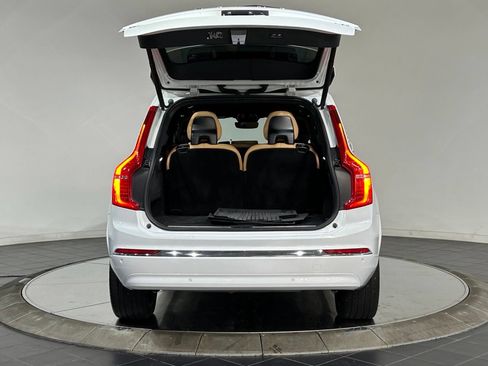 Used 2023 Volvo XC90 B6 Ultimate w/ Protection Package Premier AWD/4WD image 30