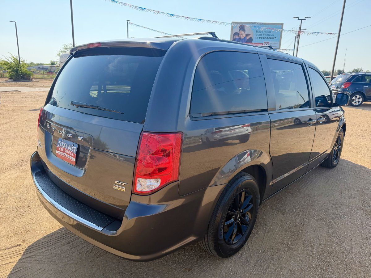 Used 2019 Dodge Grand Caravan GT FWD image 5