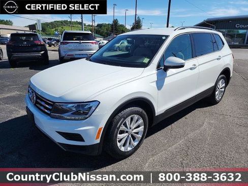 Used 2019 Volkswagen Tiguan S w/ 3rd Row Seat Package AWD/4WD image 4