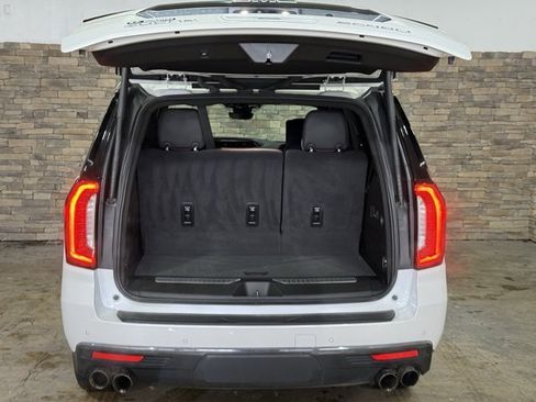 Used 2024 GMC Yukon Denali Ultimate image 8