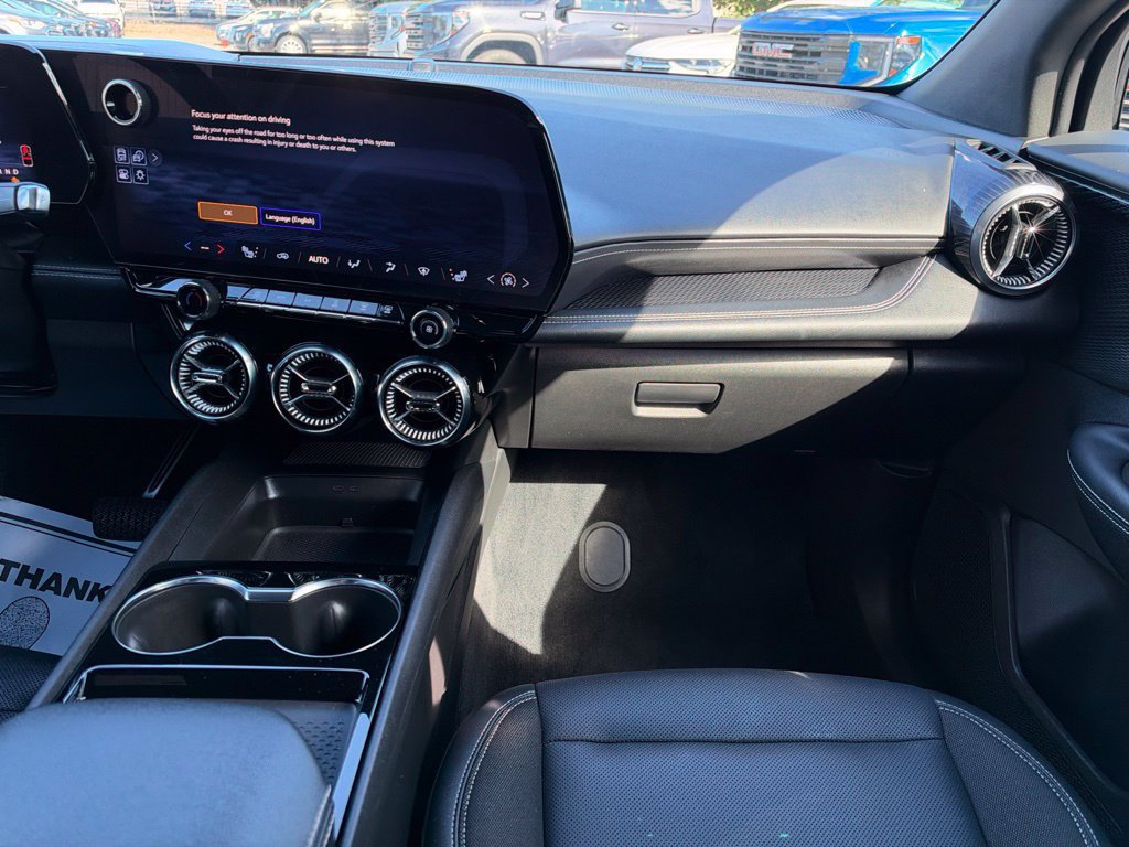 Used 2024 Chevrolet Blazer EV LT AWD/4WD image 23