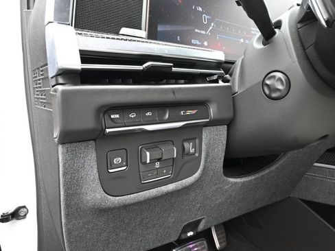 Used 2026 Cadillac Escalade V w/ LPO, ONYX Package AWD/4WD image 14