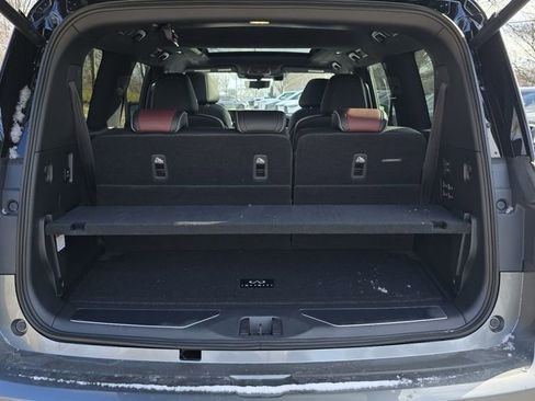 New 2026 INFINITI QX80 Autograph w/ Premium Cargo Package image 25