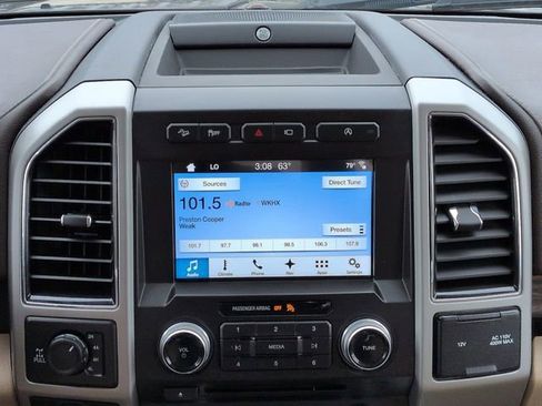 Certified 2018 Ford F150 Lariat w/ Equipment Group 502A Luxury image 19