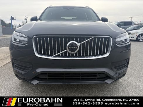 Used 2021 Volvo XC90 T5 Momentum w/ Protection Package Premier image 27