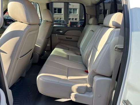 Used 2011 Chevrolet Silverado 2500 LTZ w/ LTZ Plus Package image 11