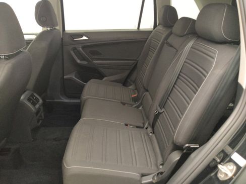 Used 2022 Volkswagen Tiguan S image 18