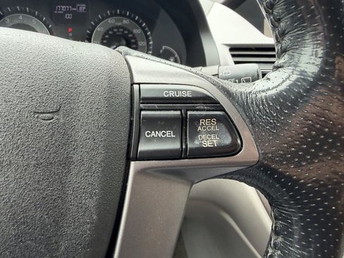 Used 2014 Honda Odyssey EX-L image 30
