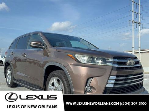 Used 2019 Toyota Highlander Limited image 1