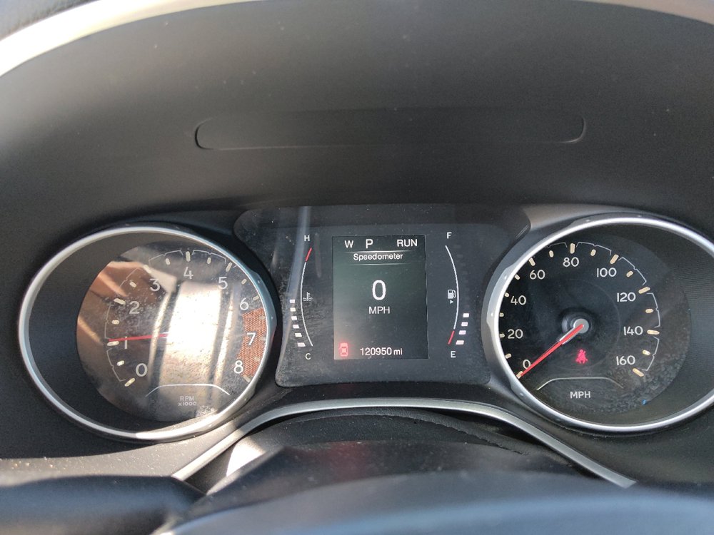 Used 2021 Jeep Compass Latitude FWD image 23