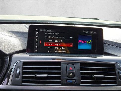 Used 2018 BMW 330i xDrive Sedan image 18