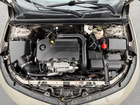 Used 2024 Chevrolet Malibu LT FWD image 20