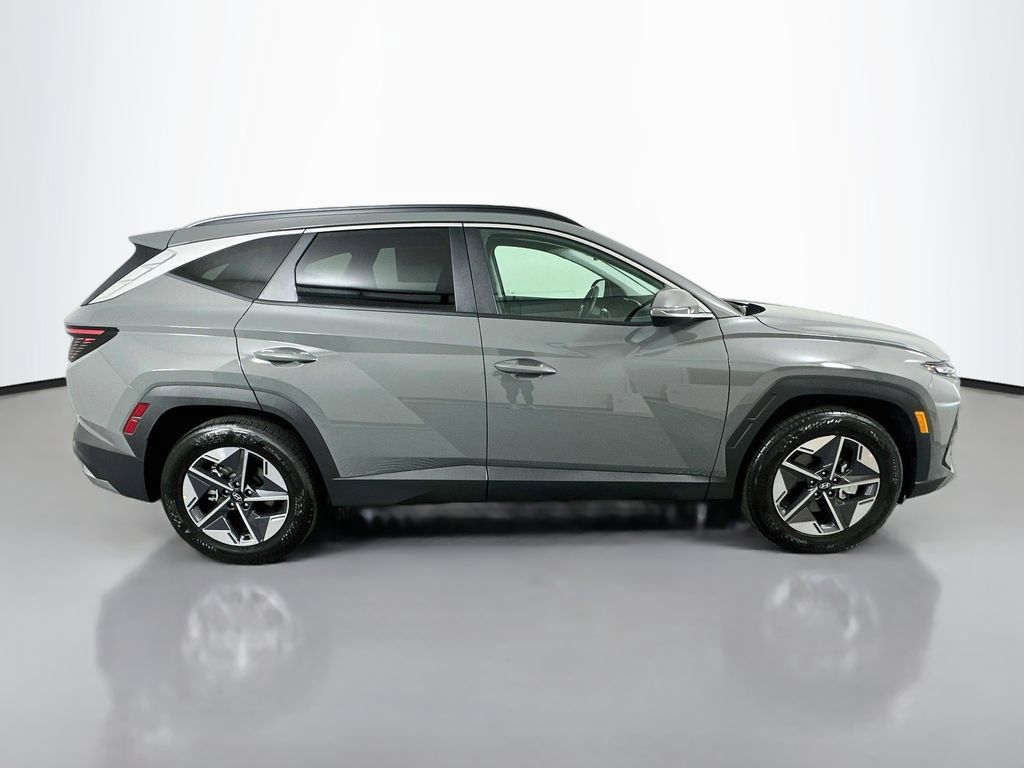 New 2026 Hyundai Tucson SEL FWD image 4