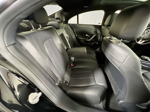 Used 2021 Mercedes-Benz CLA 250 4MATIC image 27