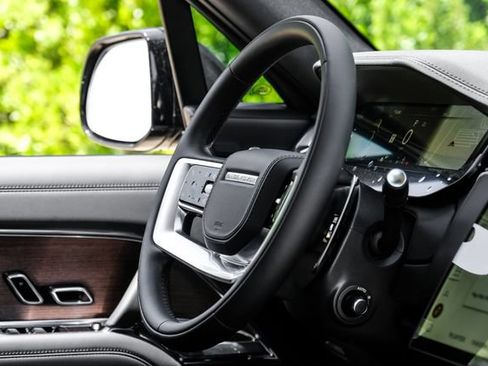 New 2026 Land Rover Range Rover SE AWD/4WD image 17