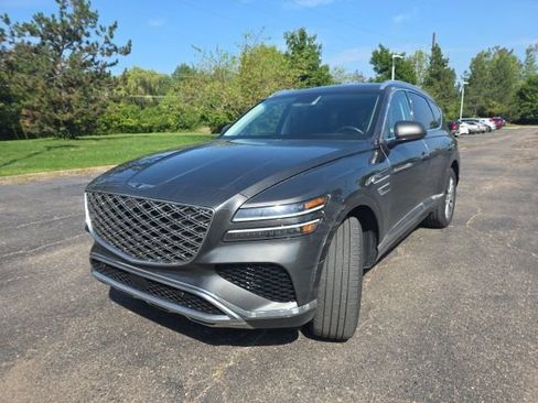 Used 2025 Genesis GV80 2.5T Standard AWD/4WD image 3