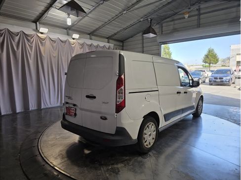 Used 2014 Ford Transit Connect XLT image 11