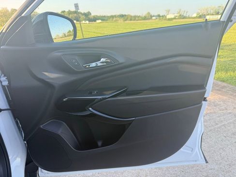 New 2026 Chevrolet Trax RS FWD image 19