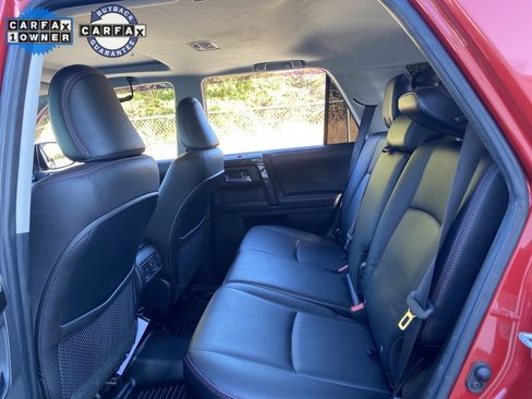 Used 2018 Toyota 4Runner TRD Off-Road Premium image 18