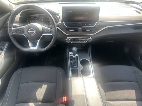 Used 2025 Nissan Altima 2.5 SV w/ SV Special Edition Package FWD image 22