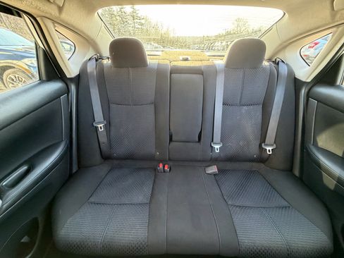 Used 2017 Nissan Sentra SR w/ SR Midnight Edition image 11