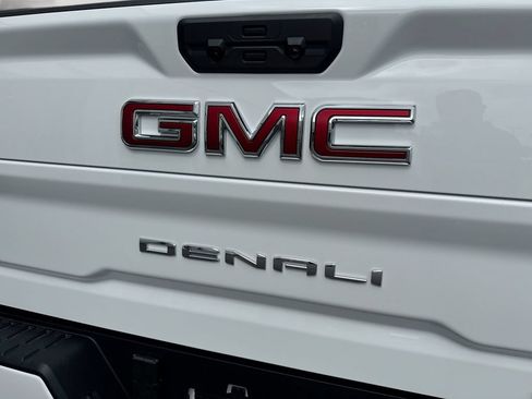 New 2026 GMC Sierra 2500 Denali w/ Denali Reserve Package AWD/4WD image 28