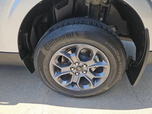 Used 2023 Ford Maverick XLT FWD image 9