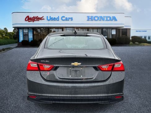 Used 2018 Chevrolet Malibu LS w/ LPO, Convenience Package 1 FWD image 4